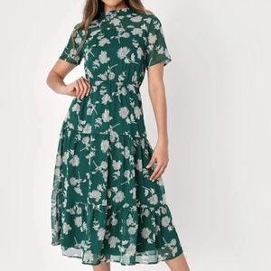 Lulus Green Floral Print MIDI Dress Size L (perfect wedding or events)